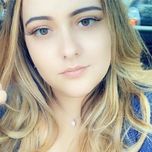 Meet your Posher, Ariana